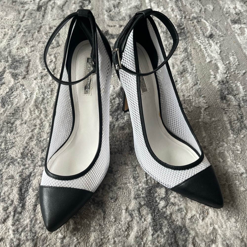 BCBGeneration White Mesh Pumps with Black Detailing (Size 7.5)